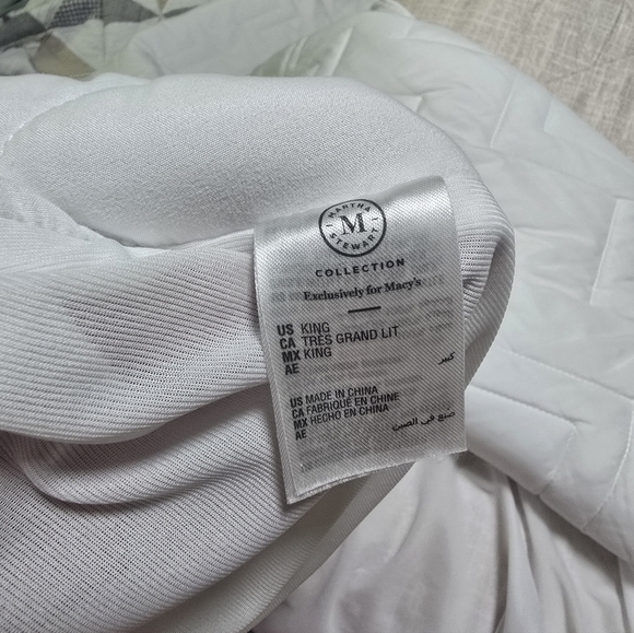 Hotel Collection White Chevron Mattress Cover - Picture 4 of 5